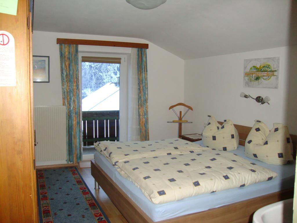 Haus Eder Burgi Hotel Nikolsdorf Ruang foto